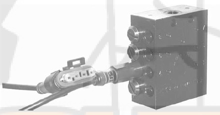 Lincoln Quicklub Progressivverteiler SSV 6-N, mit Stecker (10-36V DC)